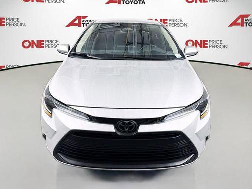 Classic Silver Metallic 2025 Toyota Corolla LE