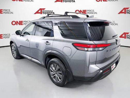 2024 Nissan Pathfinder SV FWD