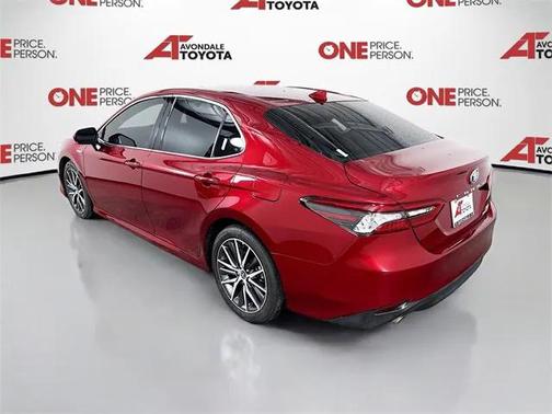2021 Toyota Camry Hybrid XLE