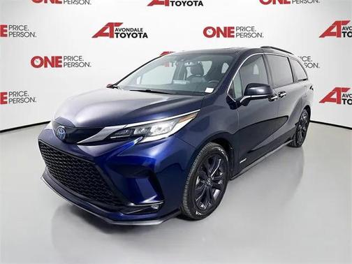 2021 Toyota Sienna XSE 7 Passenger