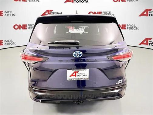 2021 Toyota Sienna XSE 7 Passenger