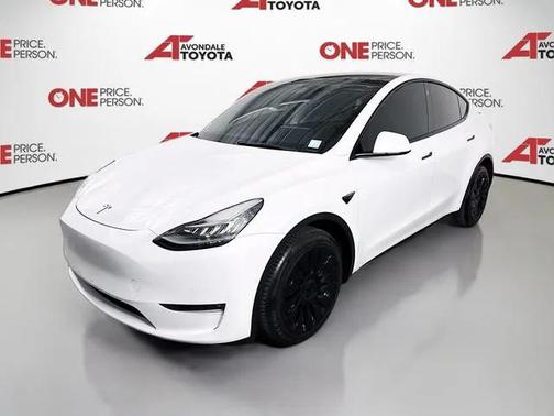 2022 Tesla Model Y Long Range Dual Motor All-Wheel Drive