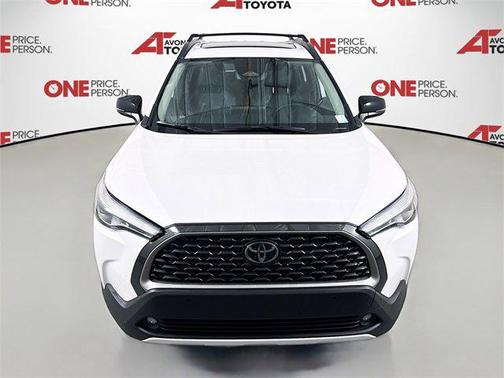 2025 Toyota Corolla Cross XLE