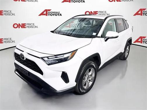 2022 Toyota RAV4 XLE