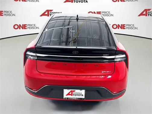 2026 Toyota Prius Plug-In Hybrid SE