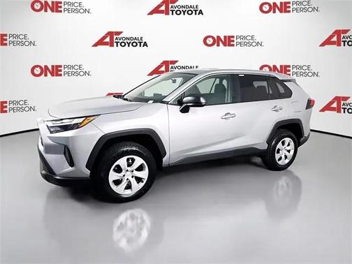 2024 Toyota RAV4 LE