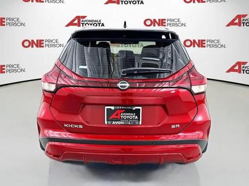 2024 Nissan Kicks SR