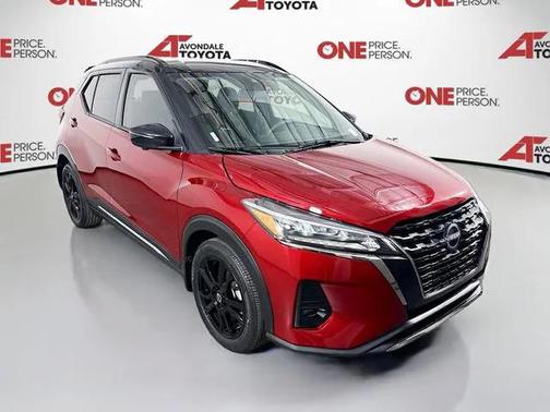 2024 Nissan Kicks SR