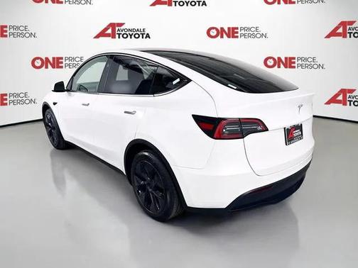 2025 Tesla Model Y Long Range Dual Motor Rear-Wheel Drive