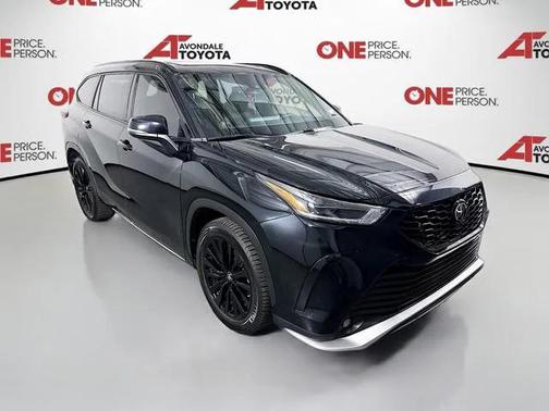 2023 Toyota Highlander XSE