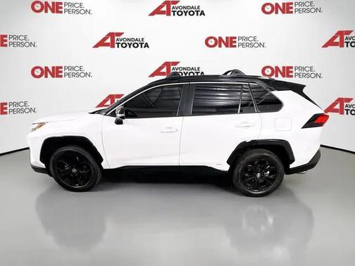 2023 Toyota RAV4 Hybrid SE