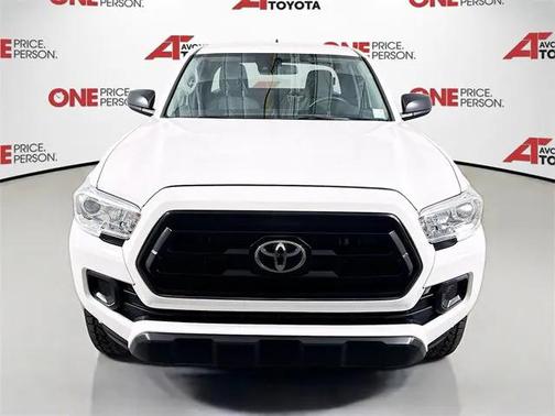 2022 Toyota Tacoma SR