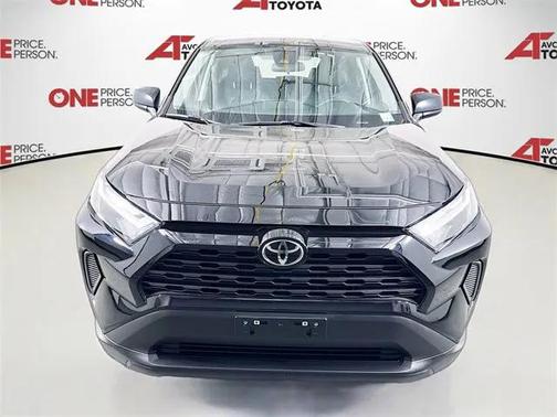 2025 Toyota RAV4 LE