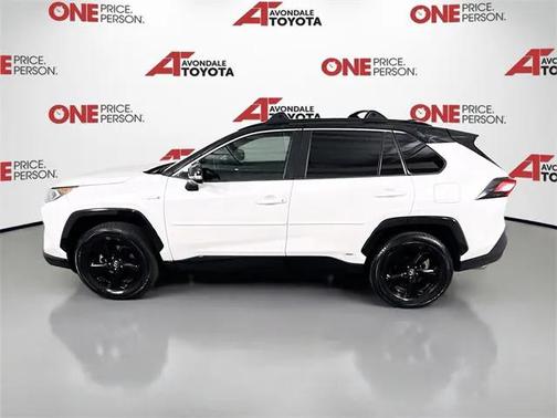 2020 Toyota RAV4 Hybrid SE