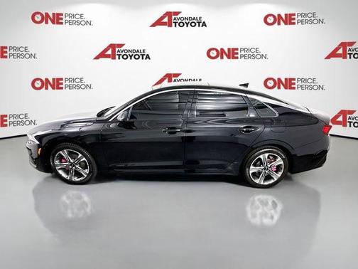 Ebony Black 2023 Kia K5 EX