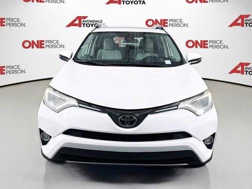 Super White 2018 Toyota RAV4 XLE