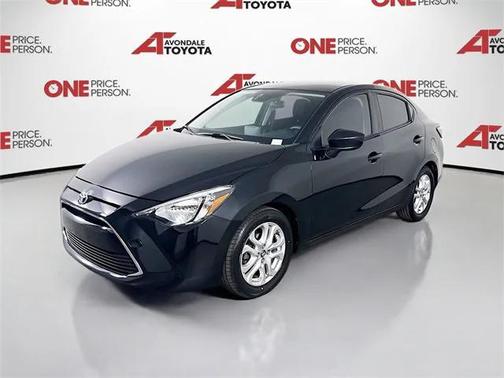 2017 Toyota Yaris iA Base