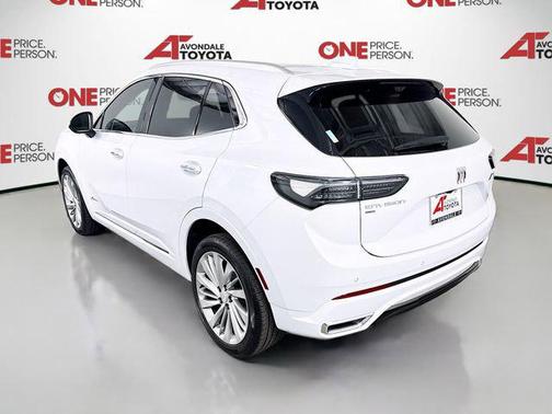 Iridescent White Tricoat 2025 Buick Envision Avenir AWD