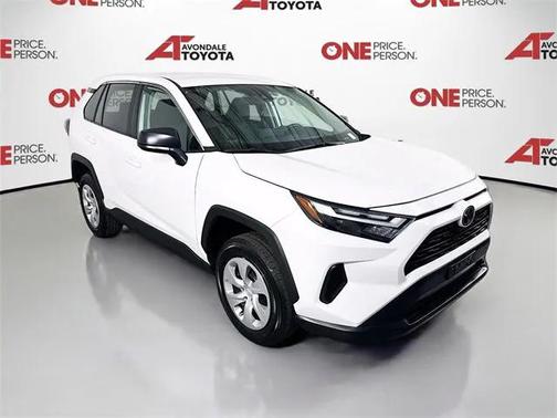 2025 Toyota RAV4 LE
