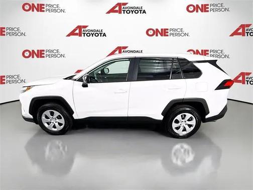 2025 Toyota RAV4 LE