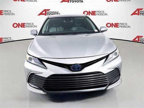 2023 Toyota Camry Hybrid XLE