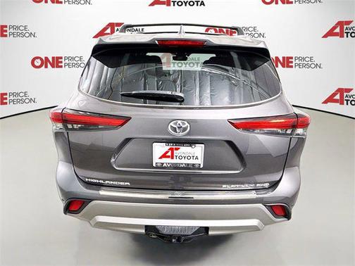 2022 Toyota Highlander Platinum