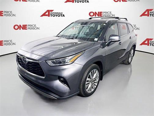 2022 Toyota Highlander Platinum
