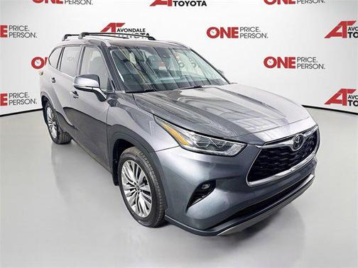 2022 Toyota Highlander Platinum