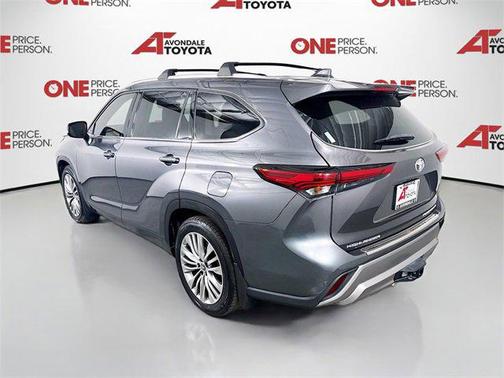 2022 Toyota Highlander Platinum
