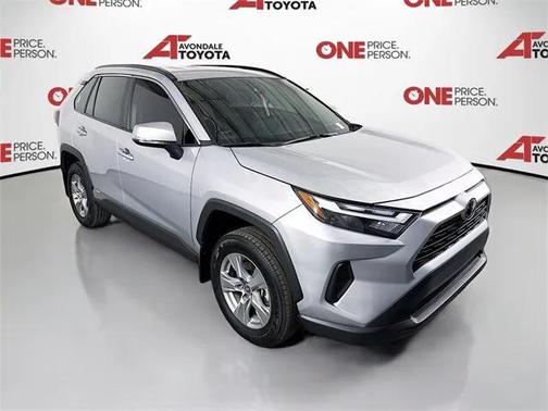 2025 Toyota RAV4 Hybrid XLE
