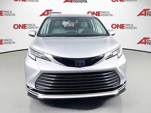 Celestial Silver 2021 Toyota Sienna Limited 7-Passenger