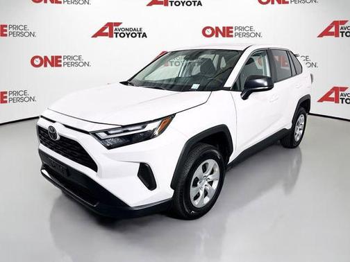 Ice Cap 2025 Toyota RAV4 LE