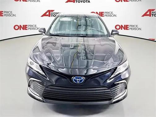 2024 Toyota Camry Hybrid LE