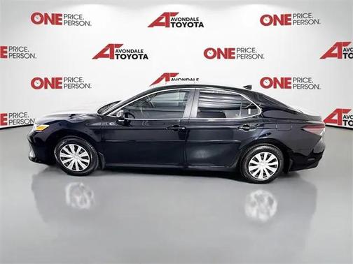 2024 Toyota Camry Hybrid LE