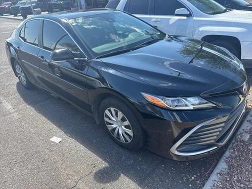 2024 Toyota Camry Hybrid LE