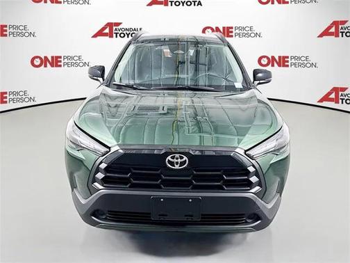 2026 Toyota Corolla Cross LE