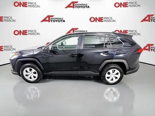2025 Toyota RAV4 LE