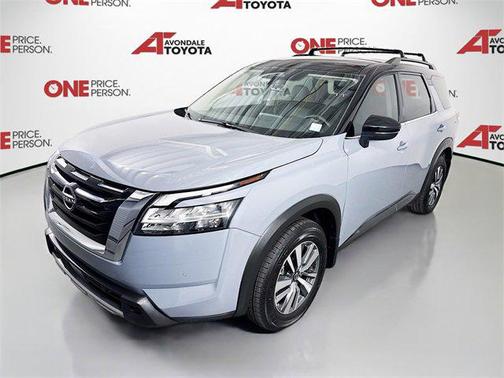 2024 Nissan Pathfinder SL 4WD