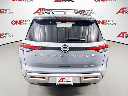 2024 Nissan Pathfinder SL 4WD