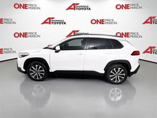 2024 Toyota Corolla Cross XLE