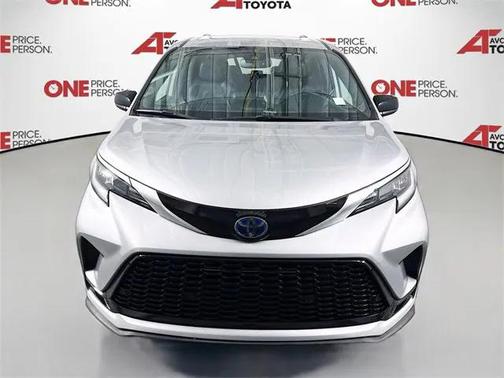 2023 Toyota Sienna XSE 7 Passenger