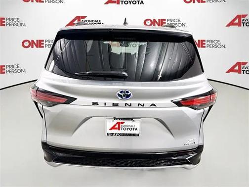 2023 Toyota Sienna XSE 7 Passenger