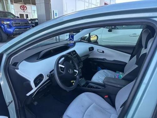 2016 Toyota Prius Two