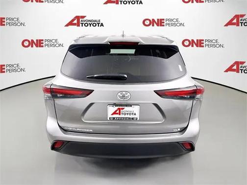 2025 Toyota Highlander XLE