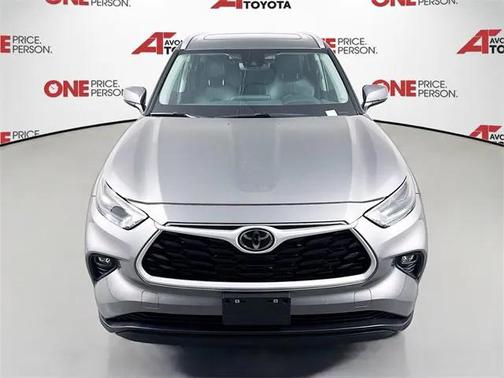 2025 Toyota Highlander XLE