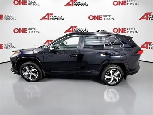 2025 Toyota RAV4 Hybrid SE