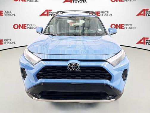 2025 Toyota RAV4 Hybrid SE