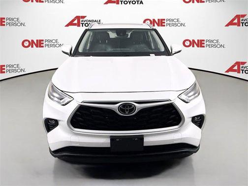 2025 Toyota Highlander XLE