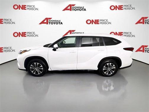 2025 Toyota Highlander XLE