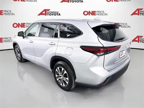 2024 Toyota Highlander XLE